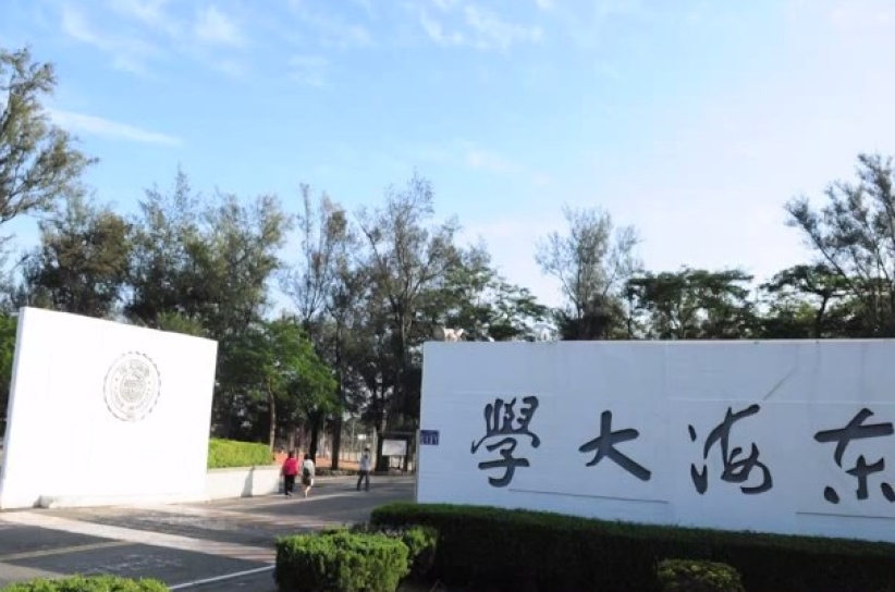 东海校牧为郑捷祷告:「他常比我们更孤单」