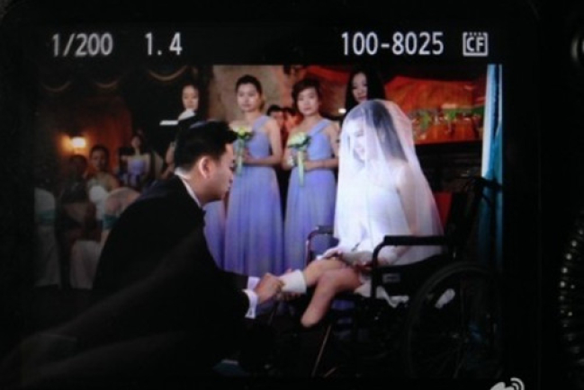 「512」地震截肢教師廖智再走紅地毯 與愛主男收獲幸福