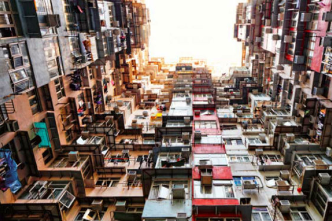 香港趨多元對立 同一屋簷下造就「劏房教會」﹖