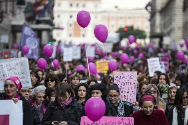 「大男人思想」主導 教宗憂教內女性地位貶