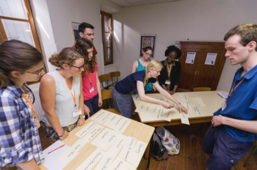 威克理夫体验营 激发英法年轻一代事奉心