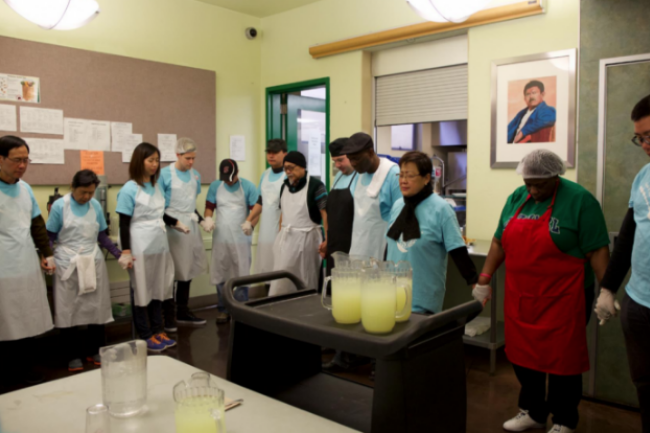 餐館變身成教會 建海外華人福音基地