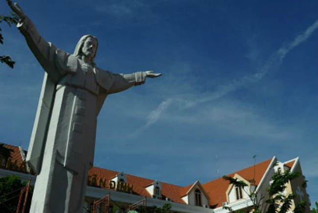 越南頒宗教法禁破壞國家安全 牧者：唱詩不敢大聲