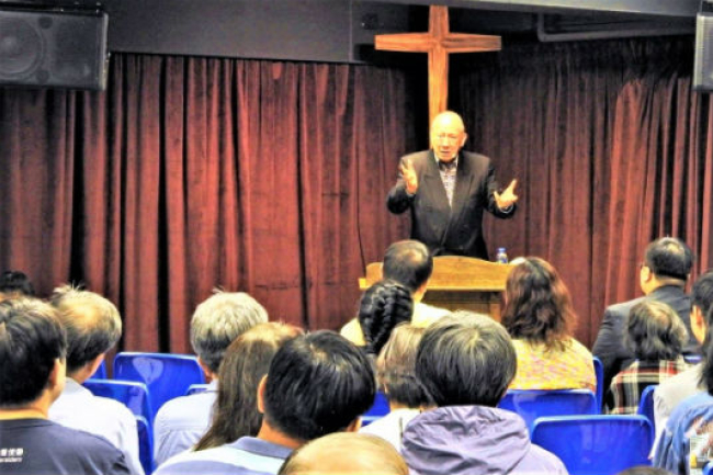 香港歸正福音教會獻新堂 唐崇榮牧師盼建於基督磐石