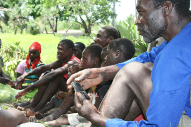 二千太陽能音頻聖經 莫桑比克人心靈不再貧窮