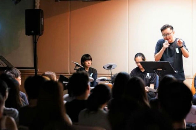 漂流教會「Flow Church」 牧養流離信徒結成果