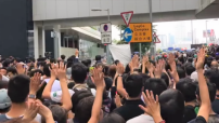 祈禱敗退政權？ 牧者憂信徒誤當政治武器