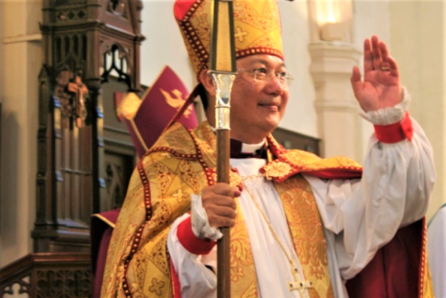 鄺保羅獲港府授勳 三發牧函祈息逃犯爭議