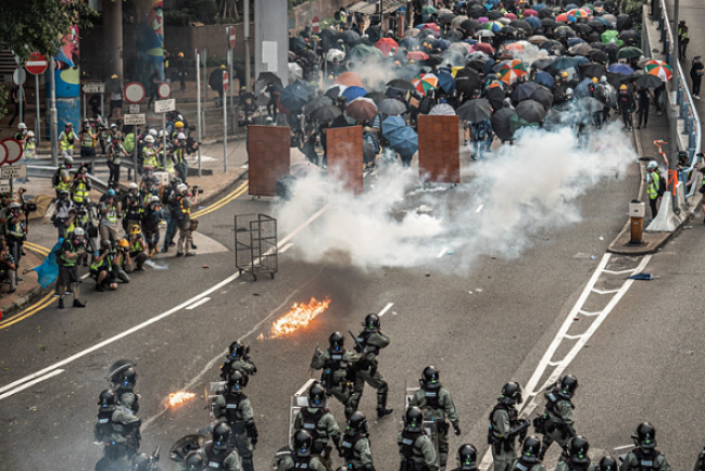 反送中警施放七千多催淚彈釀「人道災難」