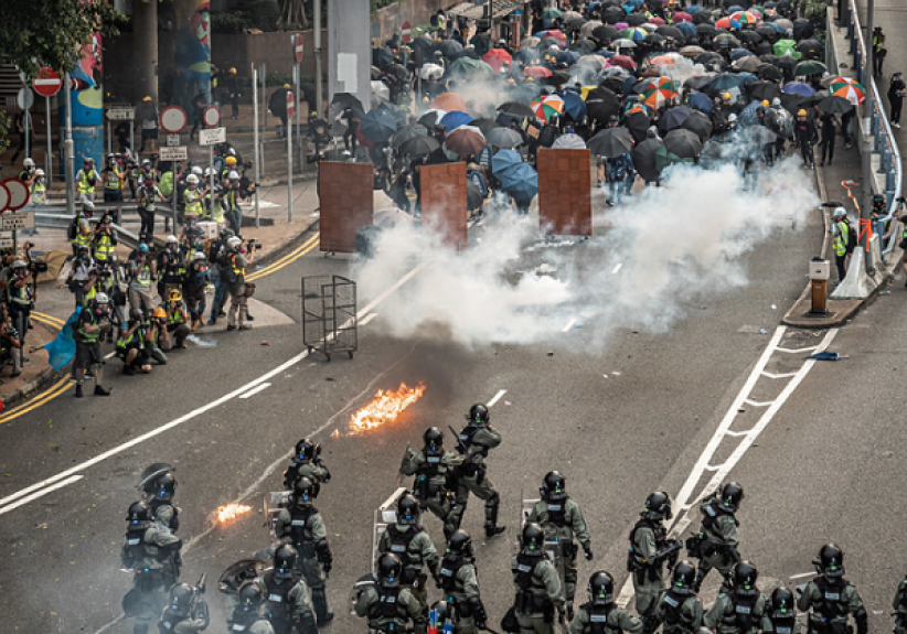 反送中警施放七千多催泪弹酿「人道灾难」
