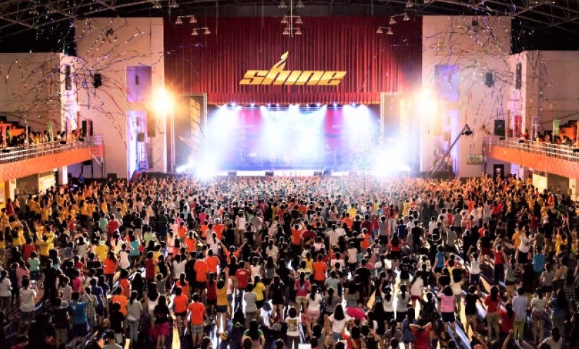 台南首屆SHINE特會 新生代敬拜禱告捲全球