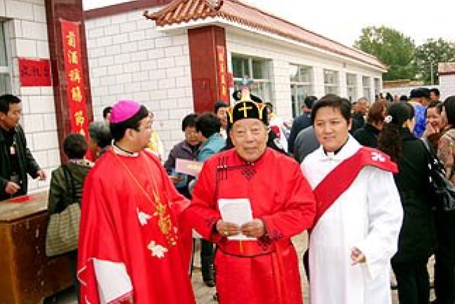 中國阻百歲地下主教舉葬 喪事修例禁高聲讀經唱詩