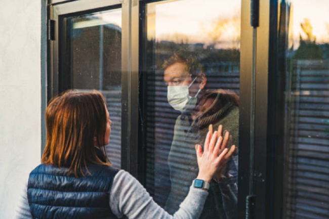 疫病惹人憂慮 華理克牧師挑戰信徒生命誰居首位