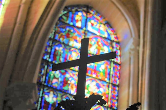 從KTV小姐到建立縣城第一間教會：布依族女孩的故事