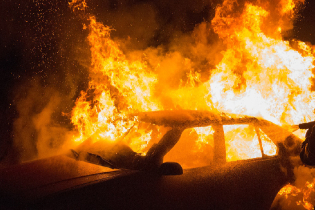 美國黑人放下冤獄仇火場救警：我們都是上帝的兒女