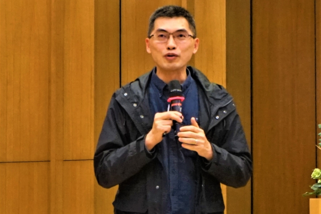 邢福增卸任六年崇基學院神學院院長