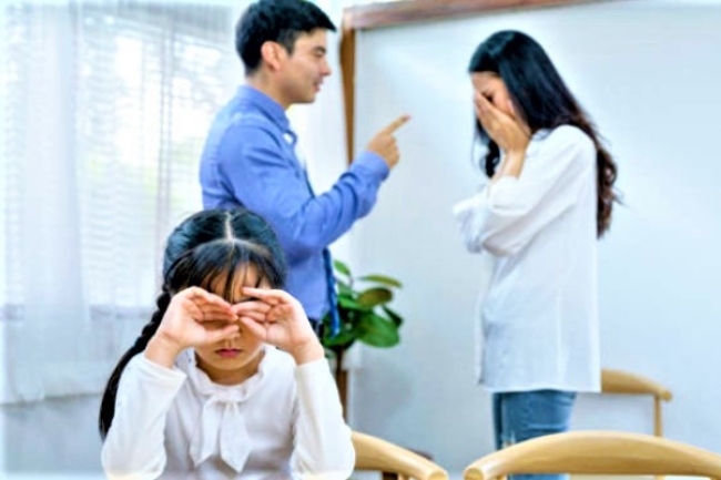 台行政院通過18歲自主結婚 八成家長反對：不成熟早離婚