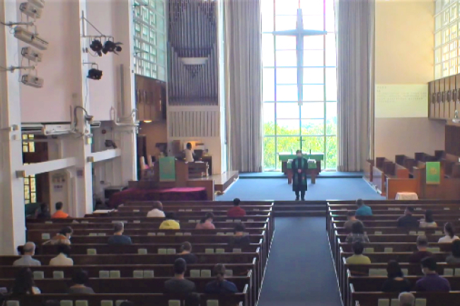 疫情緩和崇拜放寬人數達一半可領聖餐 堂會陸續開放