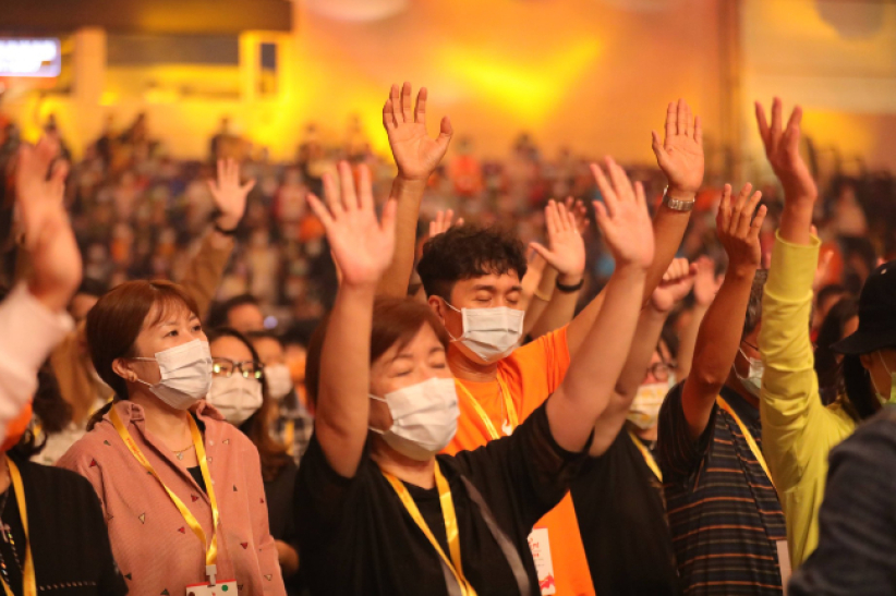 烈火特会视频 十分钟重拾信心筛走生命杂质 