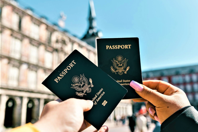 美國新護照增多元性別選項 被批侮辱常識