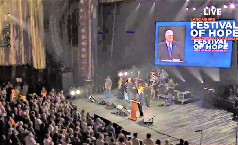 葛福臨「歧視」廣告勝數 獲賠償15萬美元   