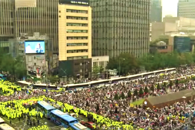 韓教會屢次無視疫令擬遭關閉 牧師發動萬人抗議