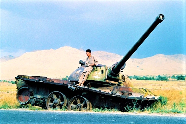 塔利班閃電攻陷阿富汗：秘密信徒憂伊斯蘭法重臨