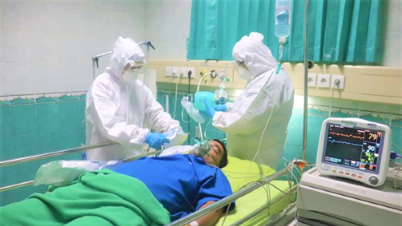 新冠奪命破400萬 疫戰醫生感悟「愛」勝醫學