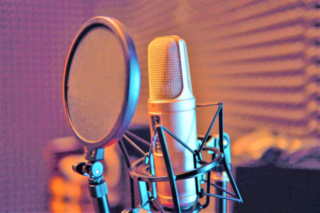 環球電台新總幹事8月履職：時代變遷負擔依舊