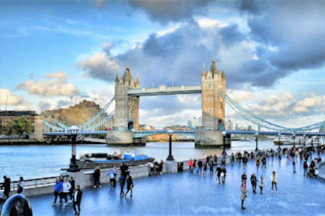 逾600英教會支援13萬港移民 強調港人非難民