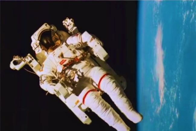 「阿波羅遇見嫦娥」 馬神講座：人類登月證上帝