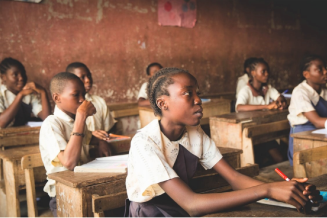 尼日利亞女童悼父親迎聖誕：希望成為醫生拯救人