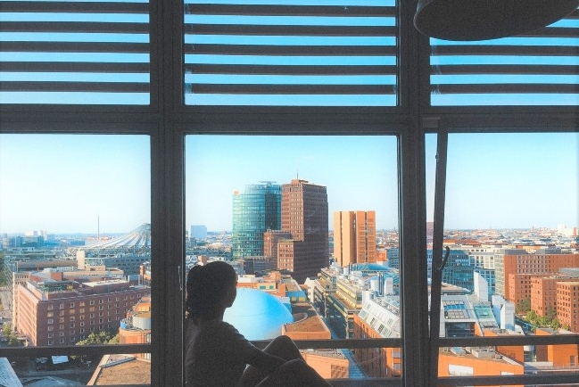 調查：美國10人有3人每天感覺孤獨