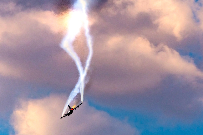 飛機險墜大海乘客勇救:上帝護航安降跑道