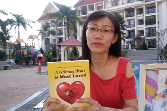 單親媽咪助教出書 喪子之痛上帝對她說……