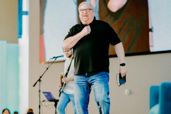 馬鞍峰教會任命女牧師 美南浸信會推遲除名决定