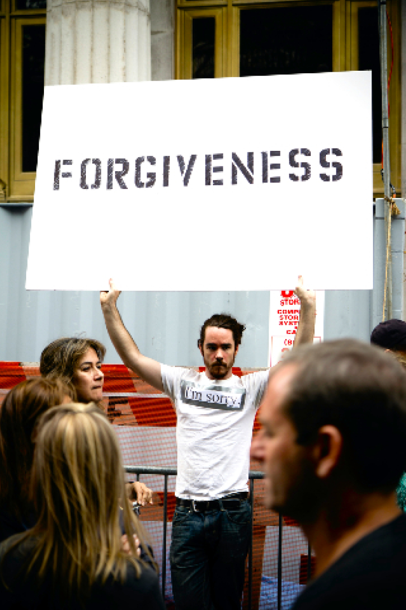 调查：经常读圣经更能原谅人 