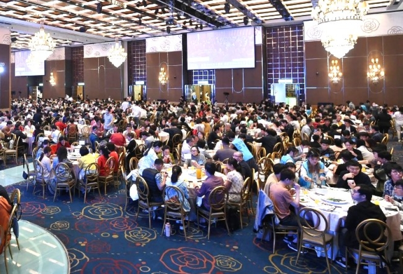 基督徒工商团体千人福音宴 台港两地过百人信主