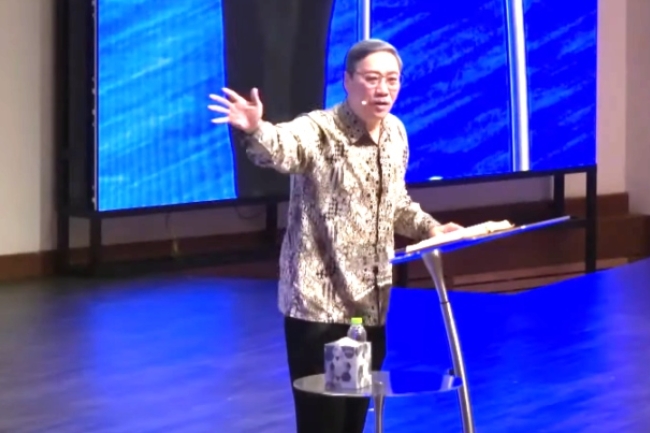 曾金發牧師佈道會：以賽亞「三個宣告」改變信徒世界觀