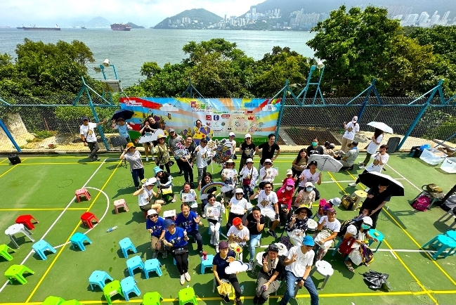 南丫島現百花樹壁畫 逾百人與巴拿巴學員繪出自信