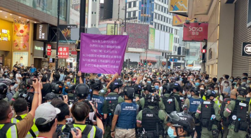 大学基督教周论政治下诠释福音书 牧者吁勿骑劫圣经    
