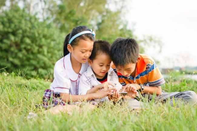 經常分心難與人溝通？善用科技放對位置