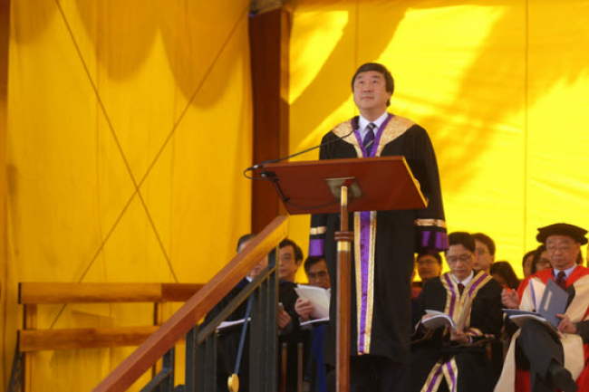 中大校長沈祖堯贈畢業生《聖法蘭西斯禱文》促愛與和平重建社會