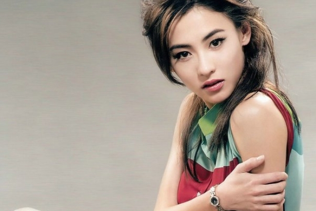 張栢芝信仰再決志 承認曾三次離開主