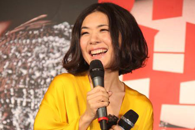 歌壇天后張清芳受洗成基督徒 開心有主作靠山