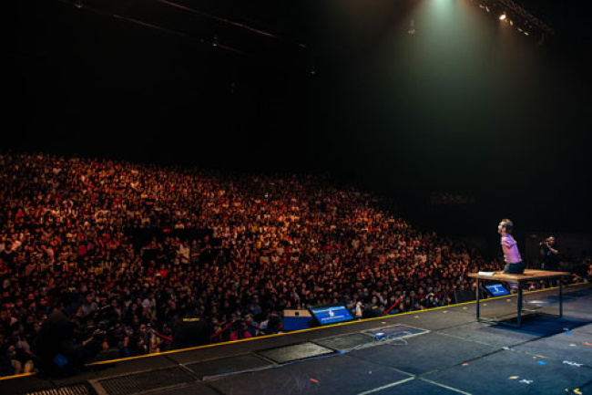 力克胡哲馬來西亞教會佈道人數創新高