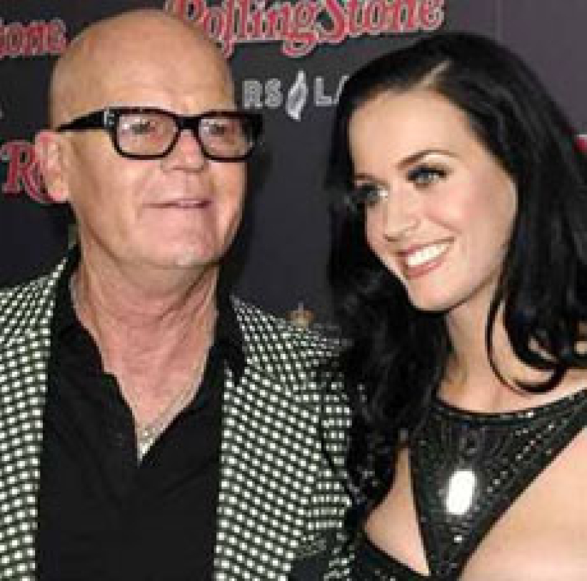 歌手Katy Perry鼓吹同性恋 父亲爱女心切为她祷告