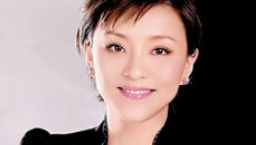 楊瀾微博暢談聖經 成為「基督徒」已20年