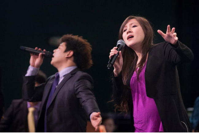 讚美之泉《將天敞開》巡迴北美 千餘人同聲讚美
