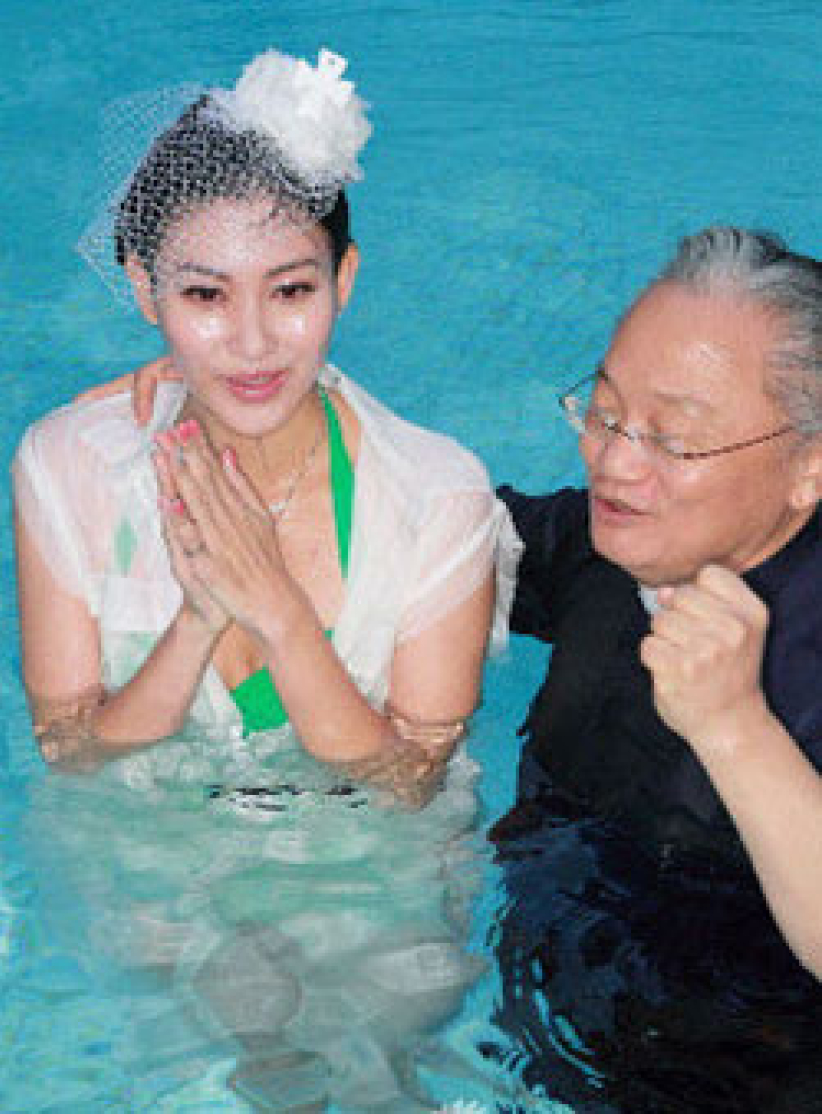 李彩樺接受洗禮 稱比結婚更緊張